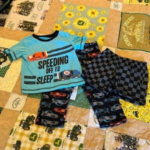 Boy’s 3-piece Pajama Set by Carter’s Just One You Size 2T